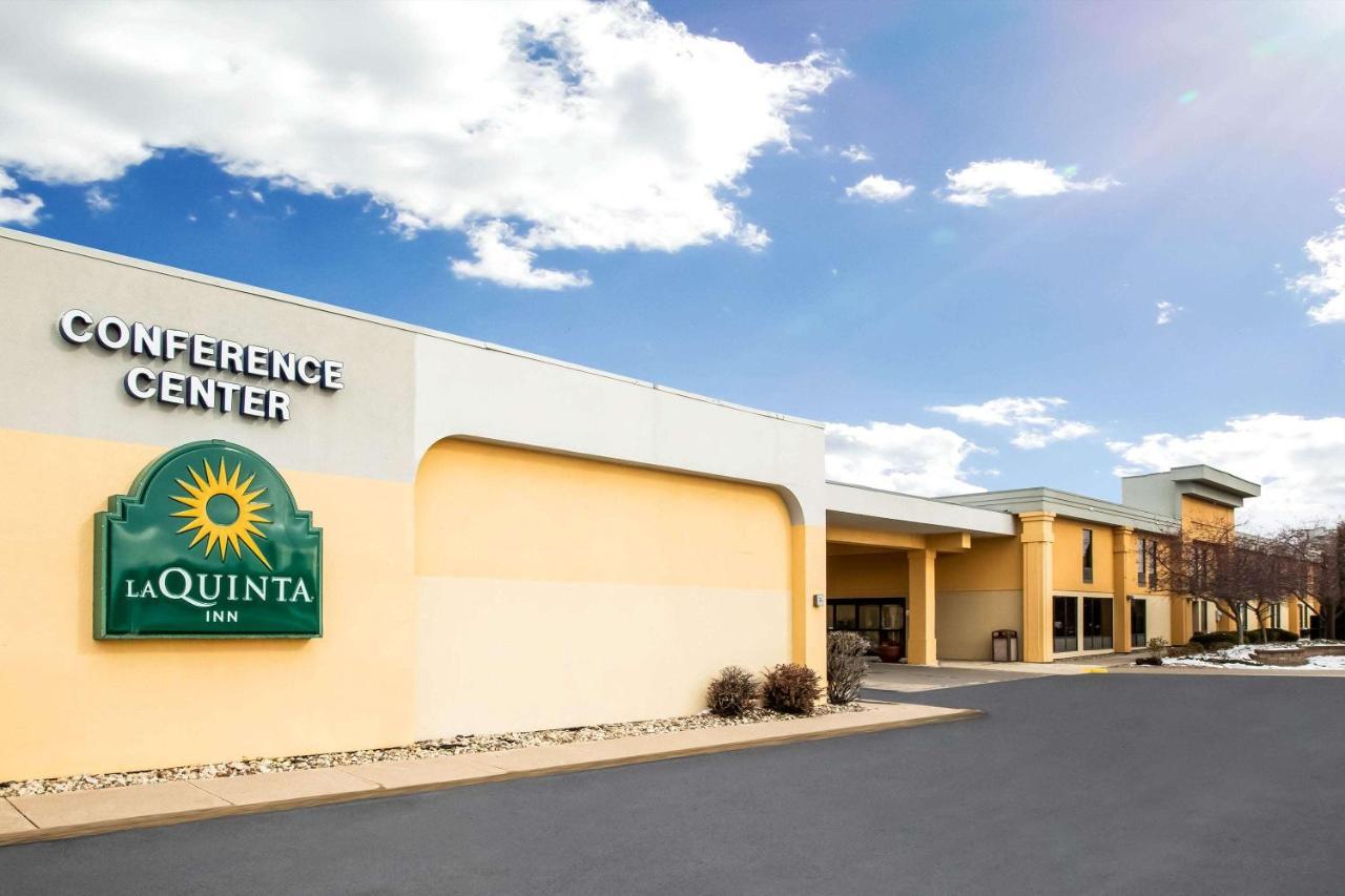 La Quinta Inn By Wyndham Davenport & Conference Center Exterior foto